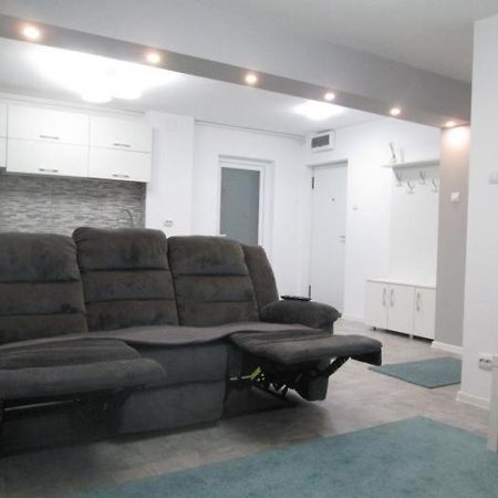Apartament Sarra Τιργκόβιστε Εξωτερικό φωτογραφία