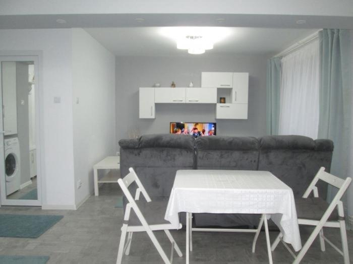 Apartament Sarra Τιργκόβιστε Εξωτερικό φωτογραφία
