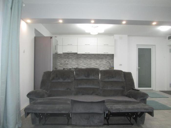 Apartament Sarra Τιργκόβιστε Εξωτερικό φωτογραφία